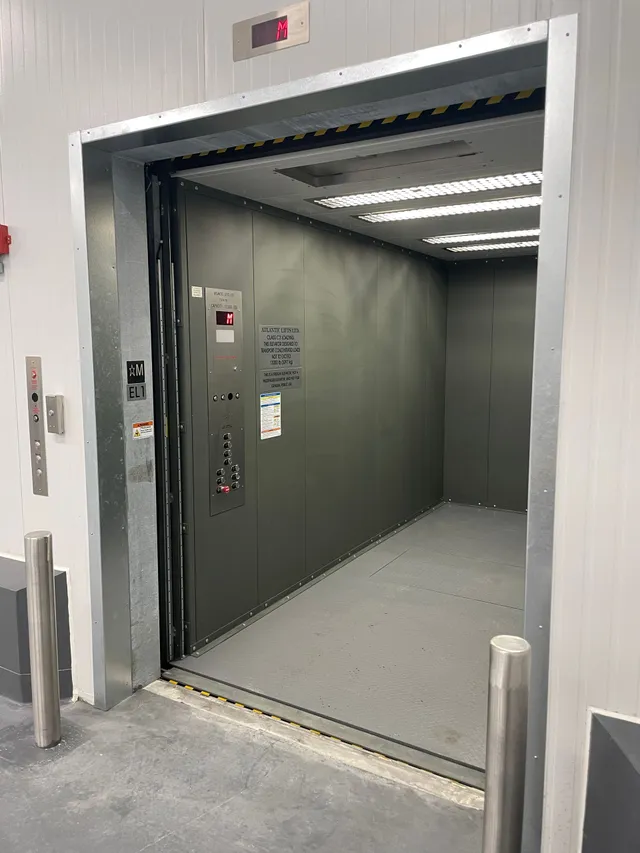 Industrial Elevator Lift